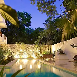 Livetulum *** Tulum